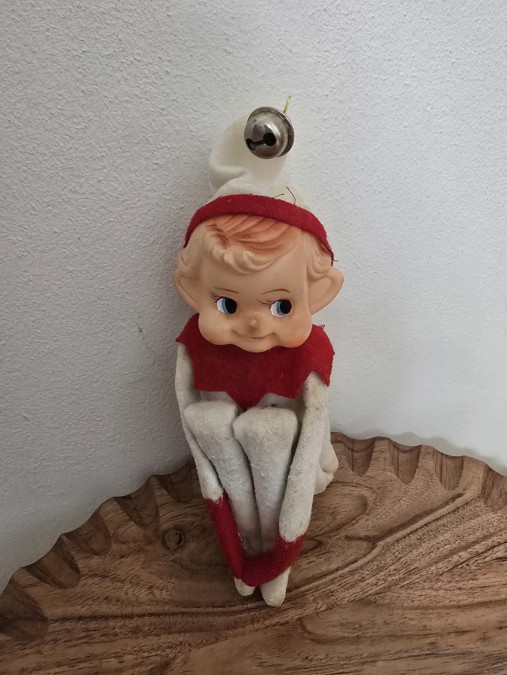Vintage Inarco 1960s Knee Hugger Pixie Elf Gold Japan Christmas Ornament "READ".